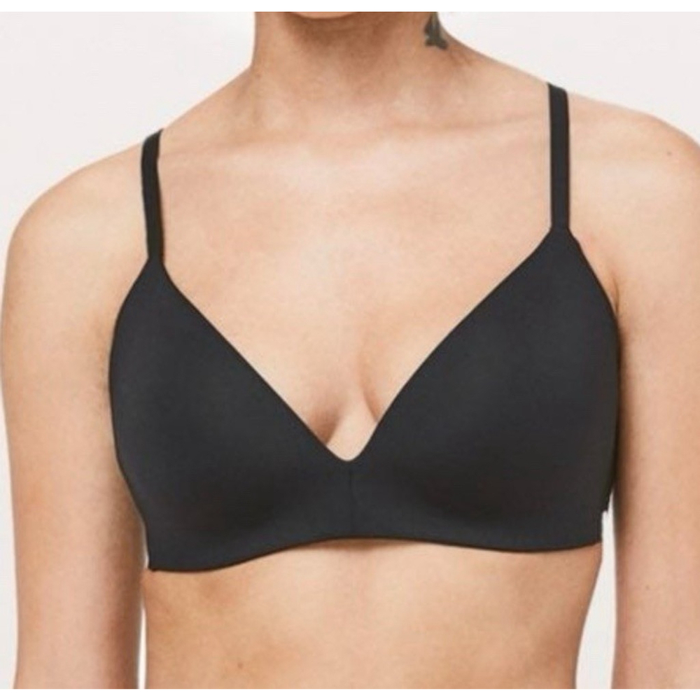 LULULEMON TAKE A SHAPE BRA BLACK COLOR SIZE 34C NWT